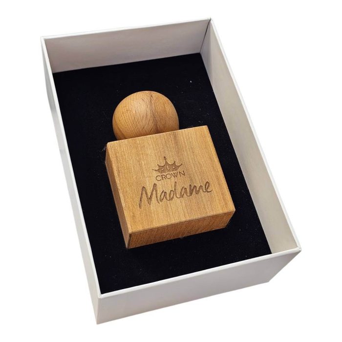 ادکلن مادام کرون استار CROWN Star حجم 50 میلی‌لیتر | عطر خاص با بدنه کاملاً چوبی - تصویر 2