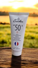 ضدافتاب لیاشو با spf50 رنگی حجم40میل - تصویر 2